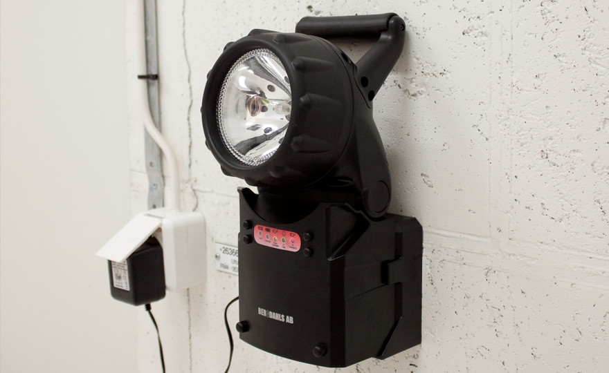 Håndlampe oppladbar LED 230V